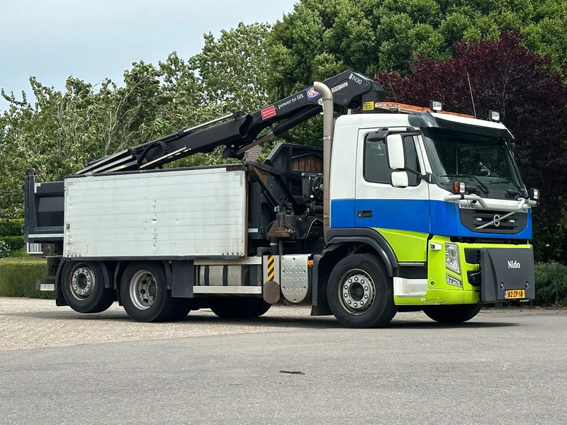 Volvo FM 330 186dkm! !!6X2!!Kraan/KIPPER!!RADIO REMOTE! EX-GEMEENTE/KOMMUNAL! - Istovarivač, Kamion sa dizalicom: slika 2 Volvo FM 330 186dkm! !!6X2!!Kraan/KIPPER!!RADIO REMOTE! EX-GEMEENTE/KOMMUNAL! - Istovarivač, Kamion sa dizalicom: slika 2