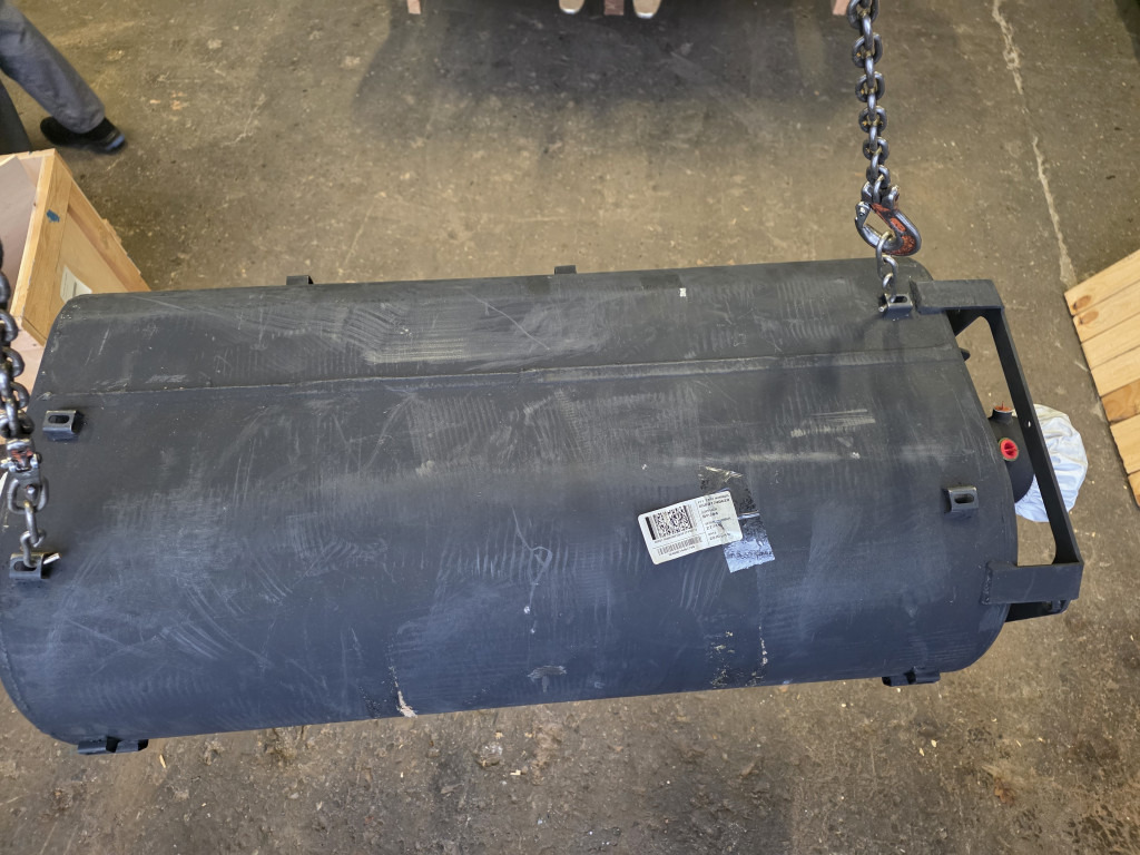 CNH 5801740620 - Prigušivač za Građevinska mašina: slika 1 CNH 5801740620 - Prigušivač za Građevinska mašina: slika 1