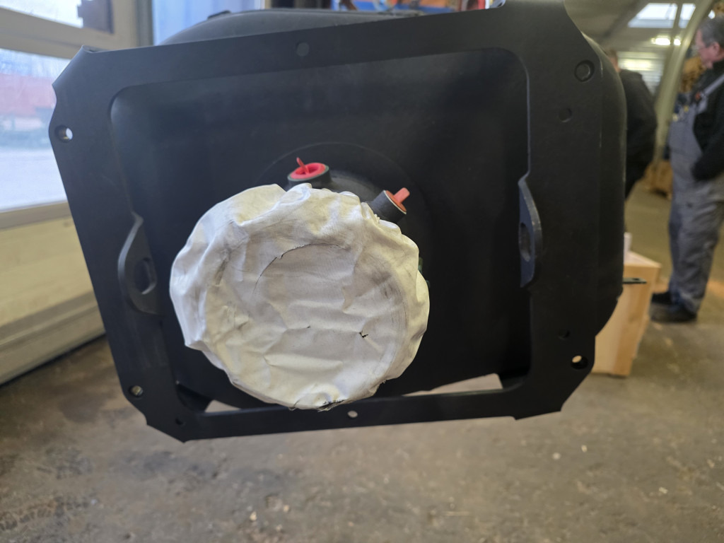 CNH 5801740620 - Prigušivač za Građevinska mašina: slika 4 CNH 5801740620 - Prigušivač za Građevinska mašina: slika 4