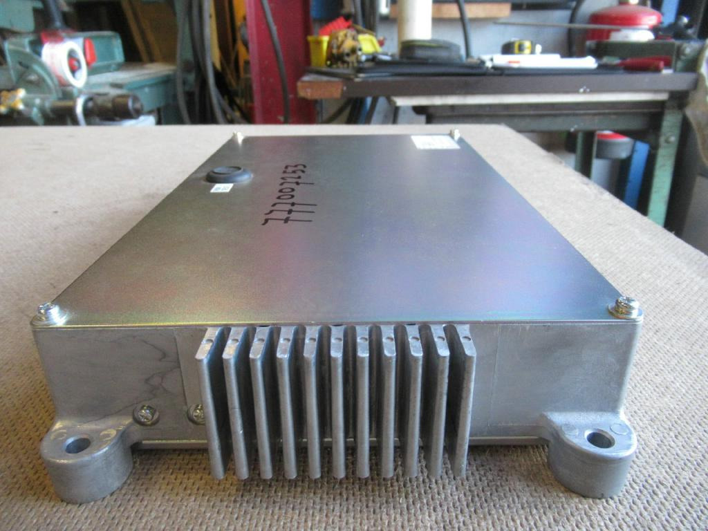 CNH YN22E00015F3 - Upravljačka jedinica za Građevinska mašina: slika 2 CNH YN22E00015F3 - Upravljačka jedinica za Građevinska mašina: slika 2