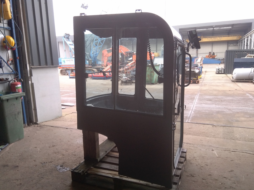 Case 72276641 - Kabina za Građevinska mašina: slika 4 Case 72276641 - Kabina za Građevinska mašina: slika 4