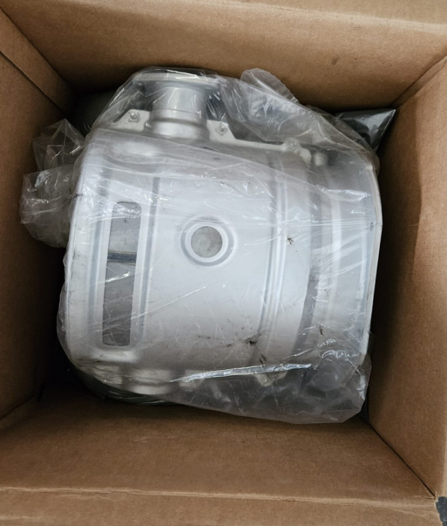 Case 84562125R - Motor i delovi za Građevinska mašina: slika 2 Case 84562125R - Motor i delovi za Građevinska mašina: slika 2
