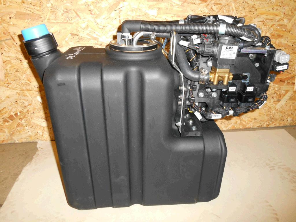 Caterpillar 3996151 - Rezervoar za AdBlue tečnost za Građevinska mašina: slika 4 Caterpillar 3996151 - Rezervoar za AdBlue tečnost za Građevinska mašina: slika 4