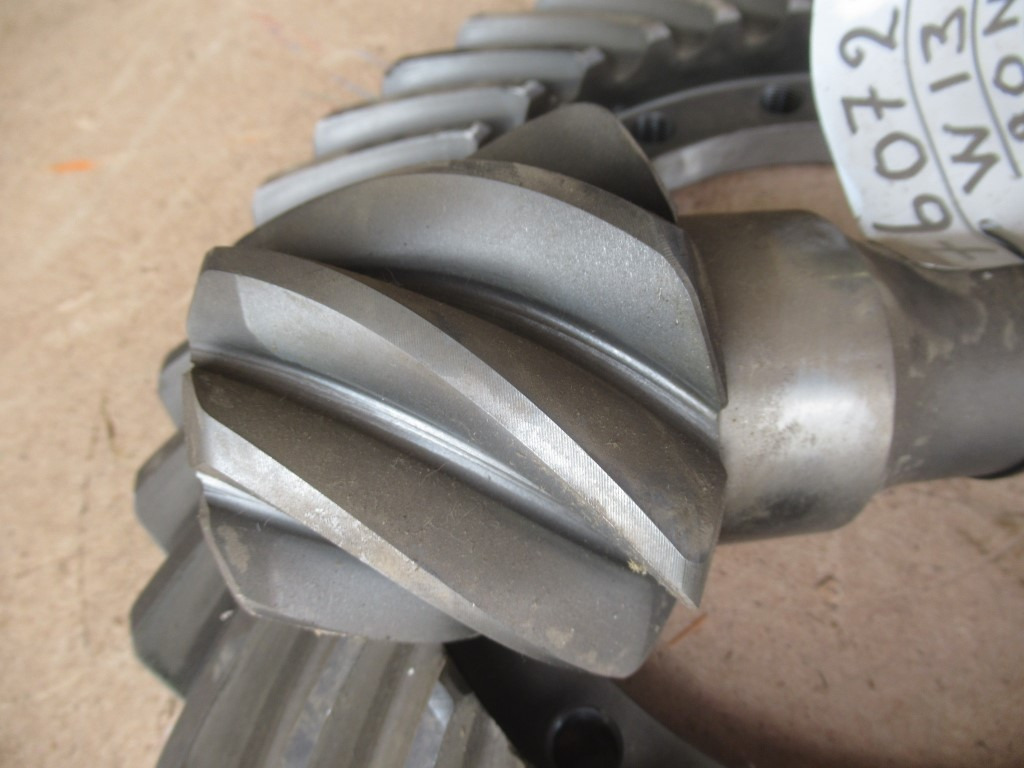 New Holland 76072900 - Diferencijalna brzina za Građevinska mašina: slika 2 New Holland 76072900 - Diferencijalna brzina za Građevinska mašina: slika 2