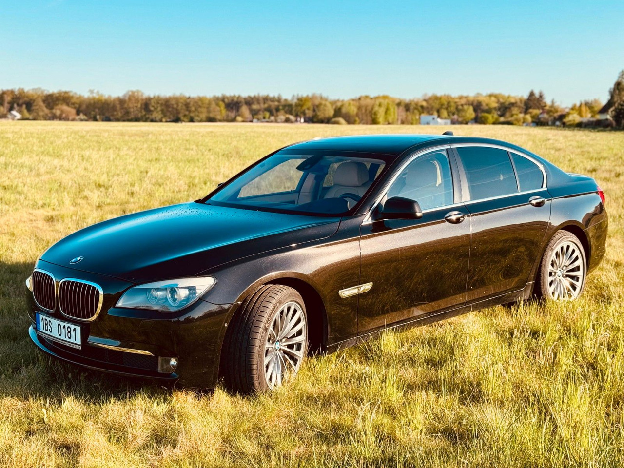 BMW 740d xDrive 4x4 Long - Limuzina: slika 1 BMW 740d xDrive 4x4 Long - Limuzina: slika 1