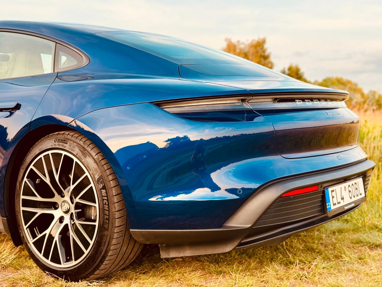 Porsche Taycan CR - Coupe: slika 4 Porsche Taycan CR - Coupe: slika 4
