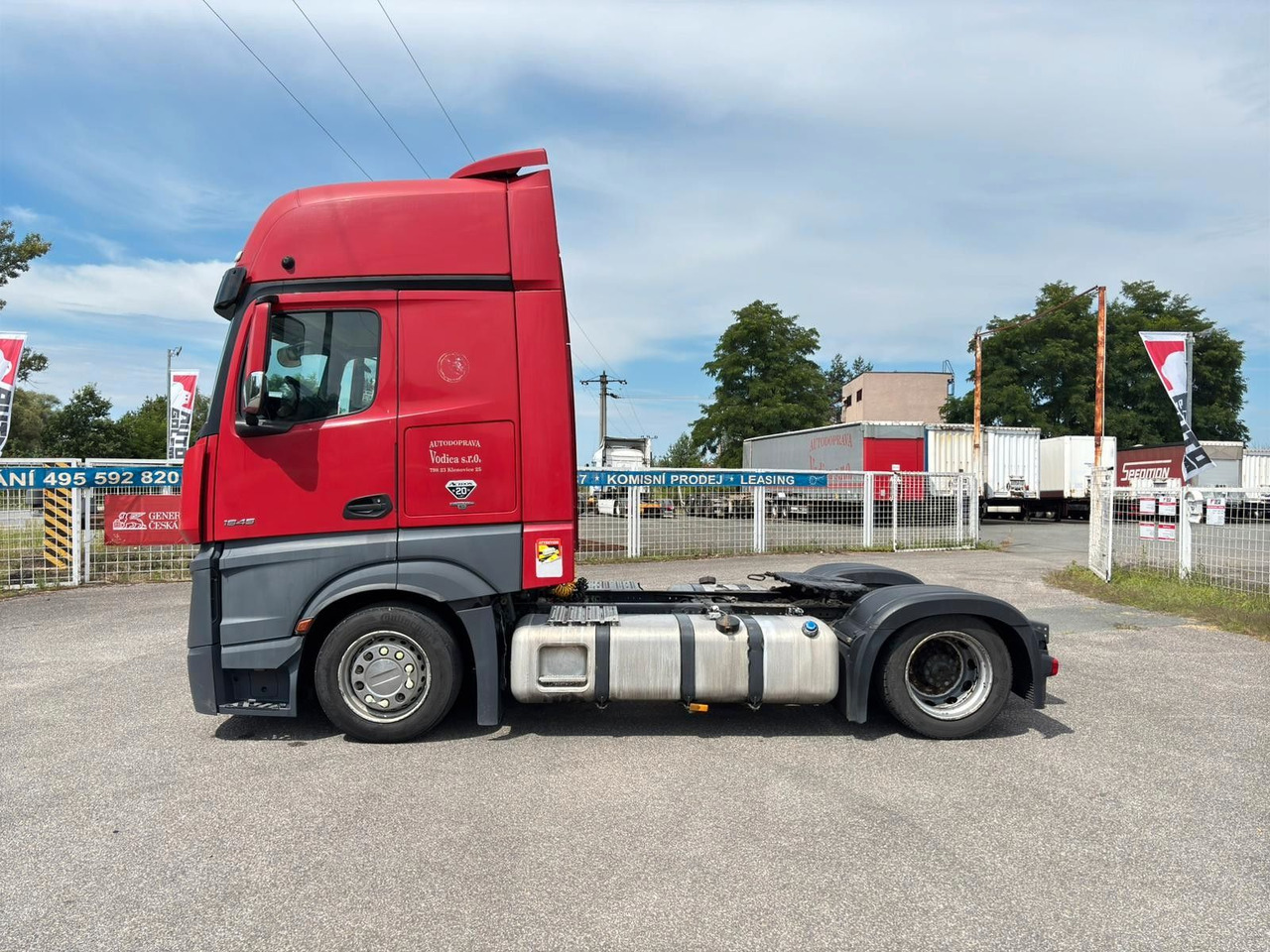 Mercedes-Benz Actros 1845 - Tegljač: slika 5 Mercedes-Benz Actros 1845 - Tegljač: slika 5