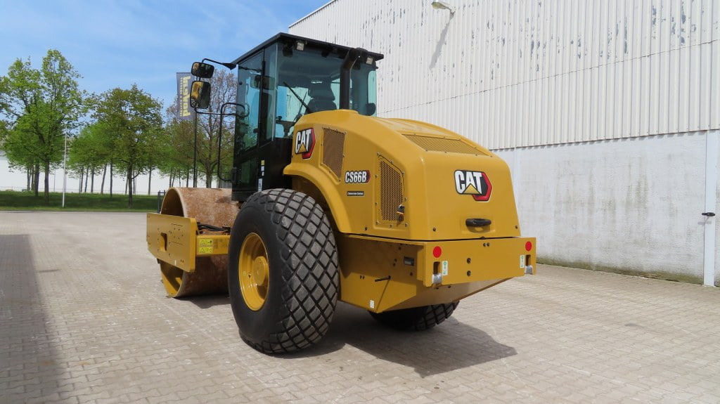 Caterpillar CS66B - Kompaktor: slika 4 Caterpillar CS66B - Kompaktor: slika 4