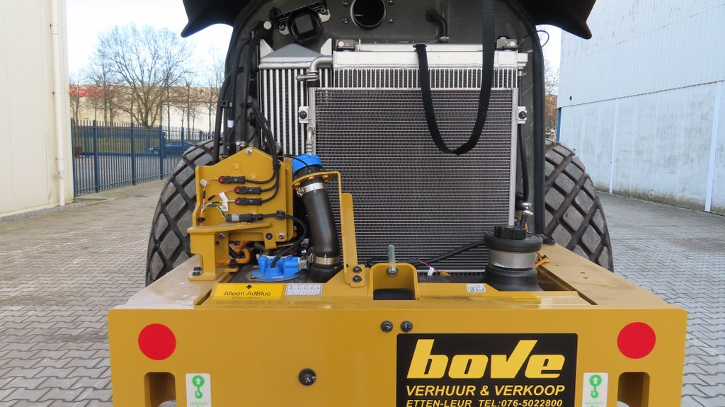 Kompaktor Caterpillar CS66B: slika 10 Kompaktor Caterpillar CS66B: slika 10