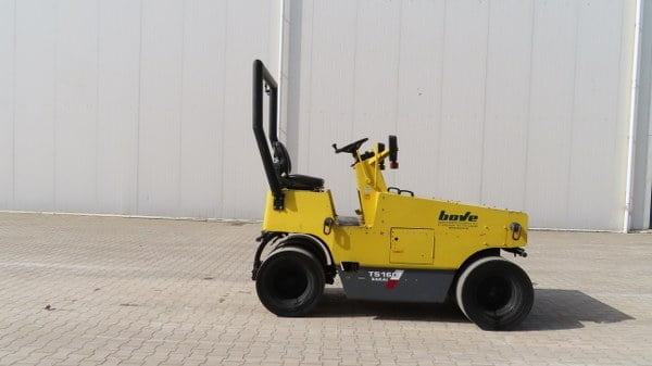Sakai TS 160 - Pneumatski valjak: slika 1 Sakai TS 160 - Pneumatski valjak: slika 1