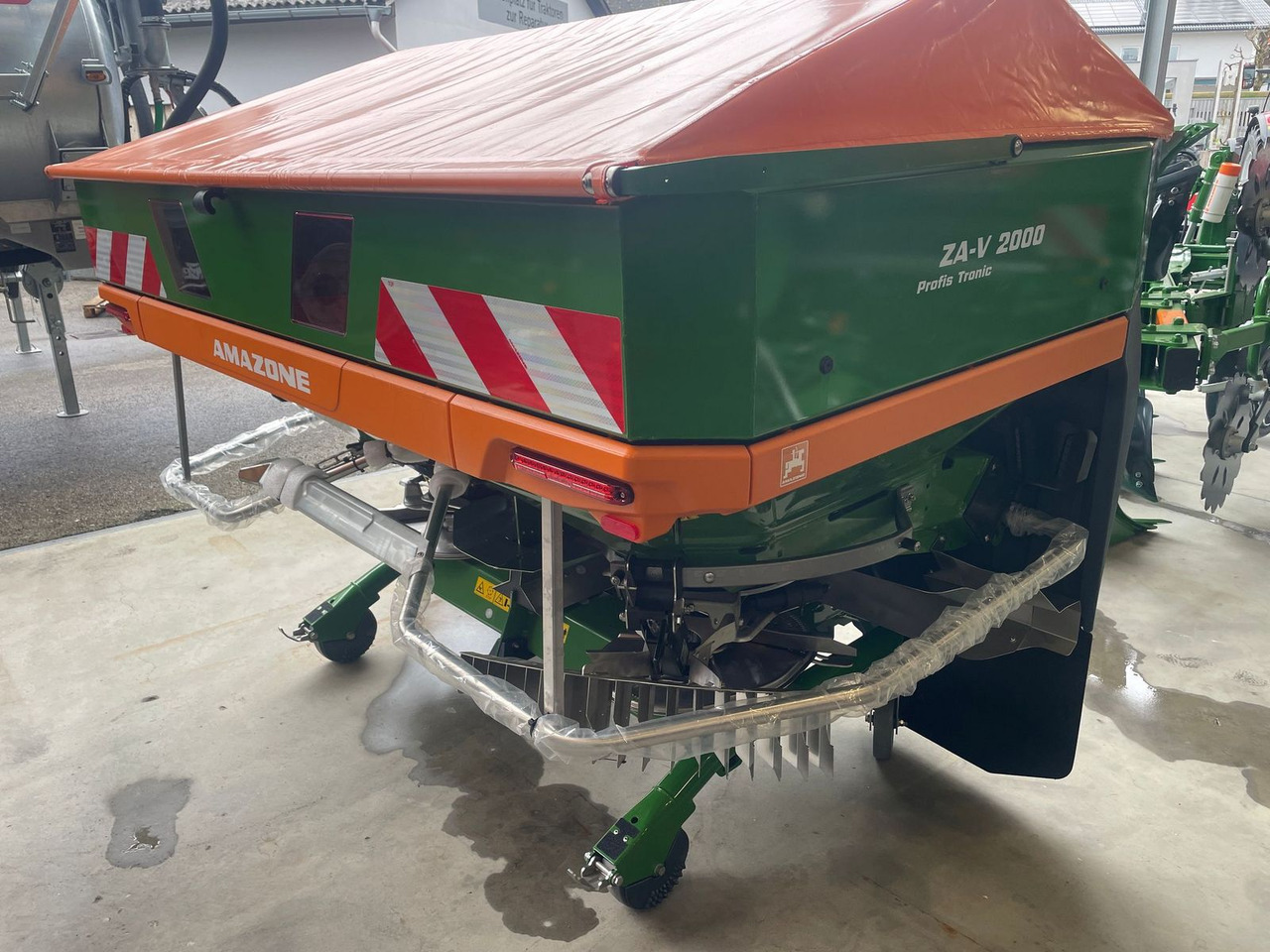 Amazone ZA-V 2000 - Rasipač veštačkog đubriva: slika 2 Amazone ZA-V 2000 - Rasipač veštačkog đubriva: slika 2