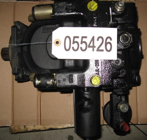 Mertlo Nr. 055426 Hydrostatpumpe Sauer-Danfoss Model: 520971 Model code: 90R075F - Hidraulična pumpa za Teleskopski upravljač: slika 1 Mertlo Nr. 055426 Hydrostatpumpe Sauer-Danfoss Model: 520971 Model code: 90R075F - Hidraulična pumpa za Teleskopski upravljač: slika 1