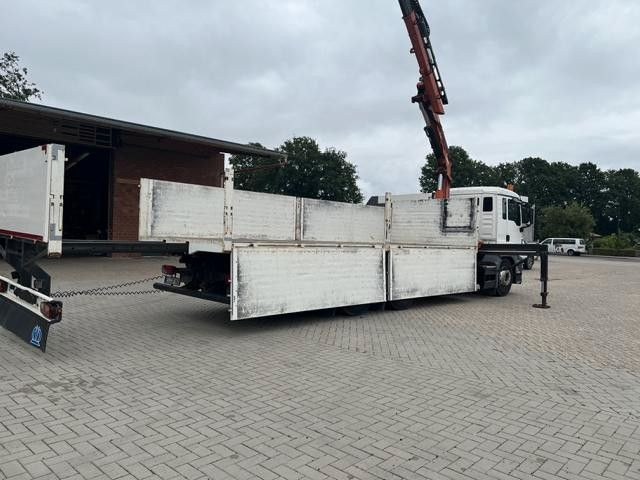 Kamion sa tovarnim sandukom, Kamion sa dizalicom MAN TGS26400-6x2 LL/ TEREX 165 - EA3: slika 6