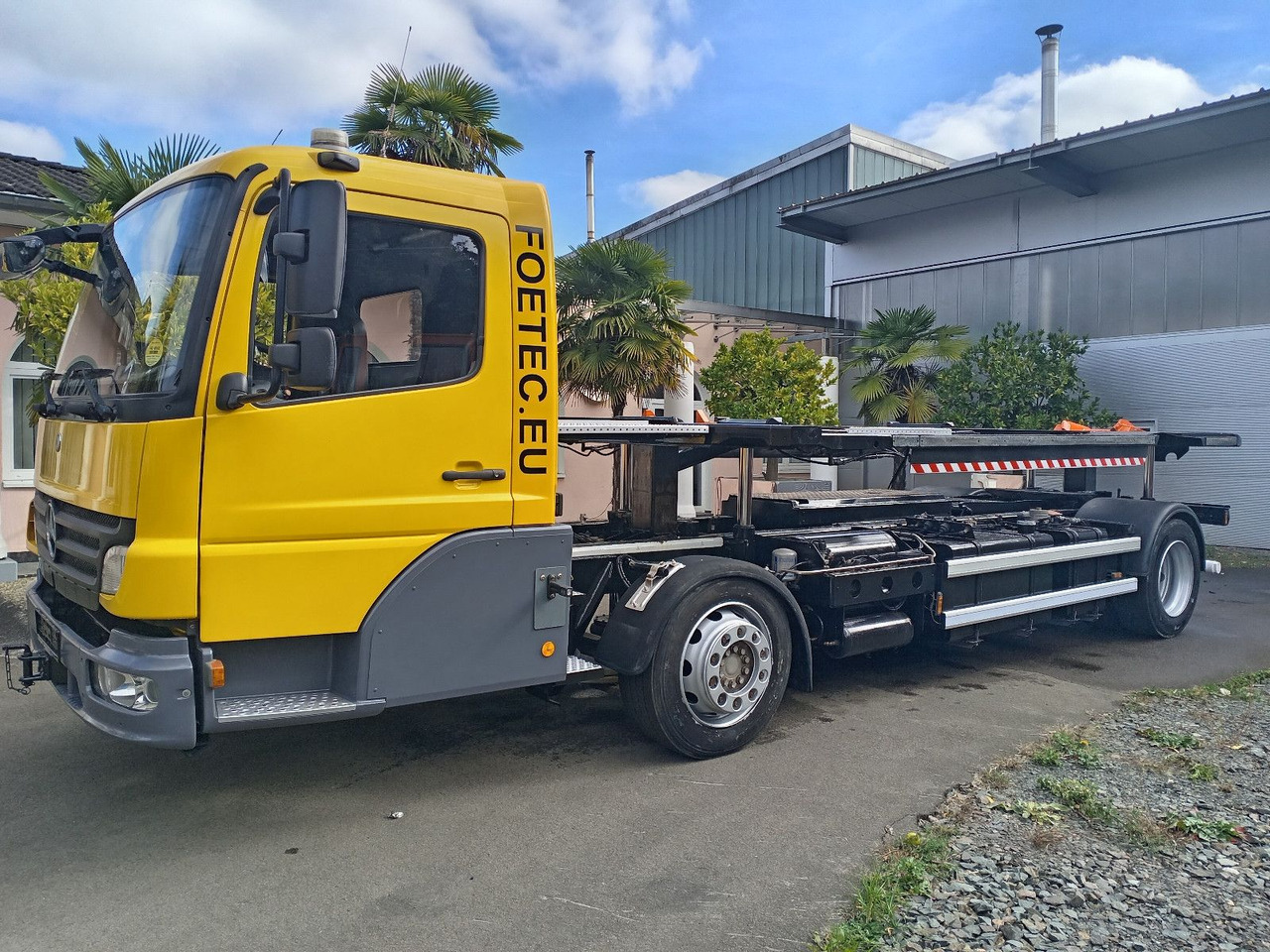 Mercedes-Benz Kamag Wiesel / WBH25 / KB3793 / mit Ganrantie - Kamion za prevoz kontejnera/ Kamion sa promenjivim sandukom: slika 2 Mercedes-Benz Kamag Wiesel / WBH25 / KB3793 / mit Ganrantie - Kamion za prevoz kontejnera/ Kamion sa promenjivim sandukom: slika 2