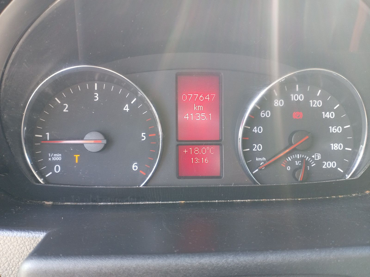 Volkswagen Crafter 50 Koffer 2.0 TDI LR 120 kW Diesel - Dostavno vozilo sa zatvorenim sandukom: slika 4 Volkswagen Crafter 50 Koffer 2.0 TDI LR 120 kW Diesel - Dostavno vozilo sa zatvorenim sandukom: slika 4