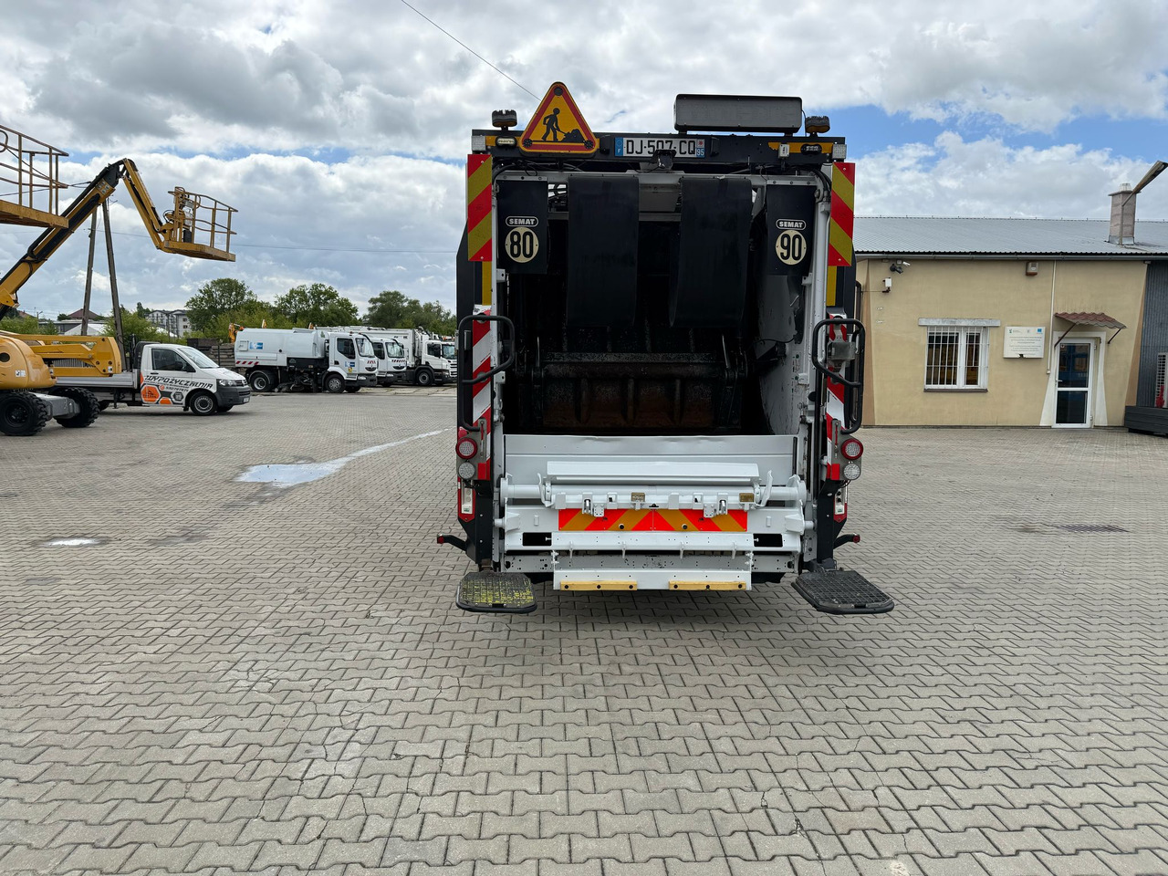 Iveco Eurocargo CNG SEMAT - Kamion za smeće: slika 5 Iveco Eurocargo CNG SEMAT - Kamion za smeće: slika 5