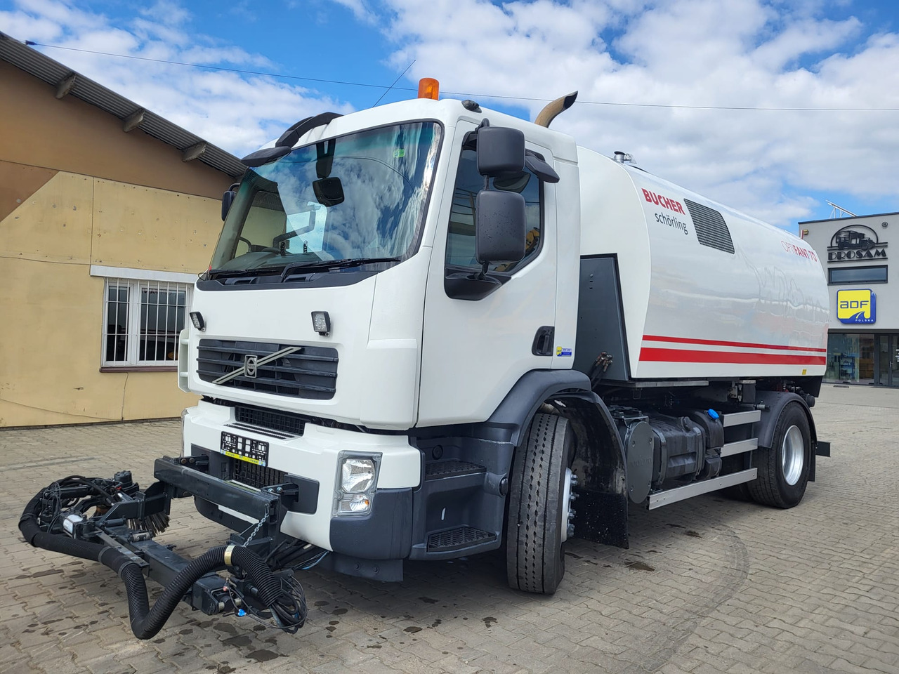Volvo FE 320 two engines - Autočistilica: slika 1 Volvo FE 320 two engines - Autočistilica: slika 1