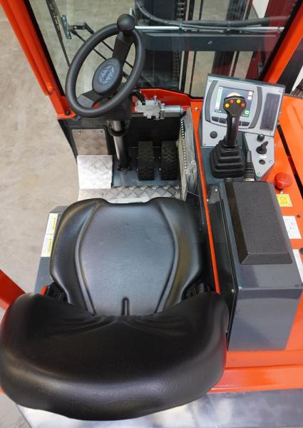 Combilift CBE3000 - Viljuškar sa 4 strane: slika 3 Combilift CBE3000 - Viljuškar sa 4 strane: slika 3
