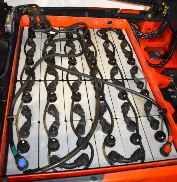 Linde E 16 PH EVO 386-02 - Električni viljuškar: slika 5 Linde E 16 PH EVO 386-02 - Električni viljuškar: slika 5