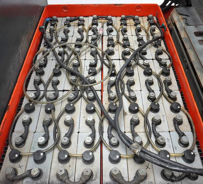 Linde P 250 127 - Vučno vozilo: slika 5 Linde P 250 127 - Vučno vozilo: slika 5