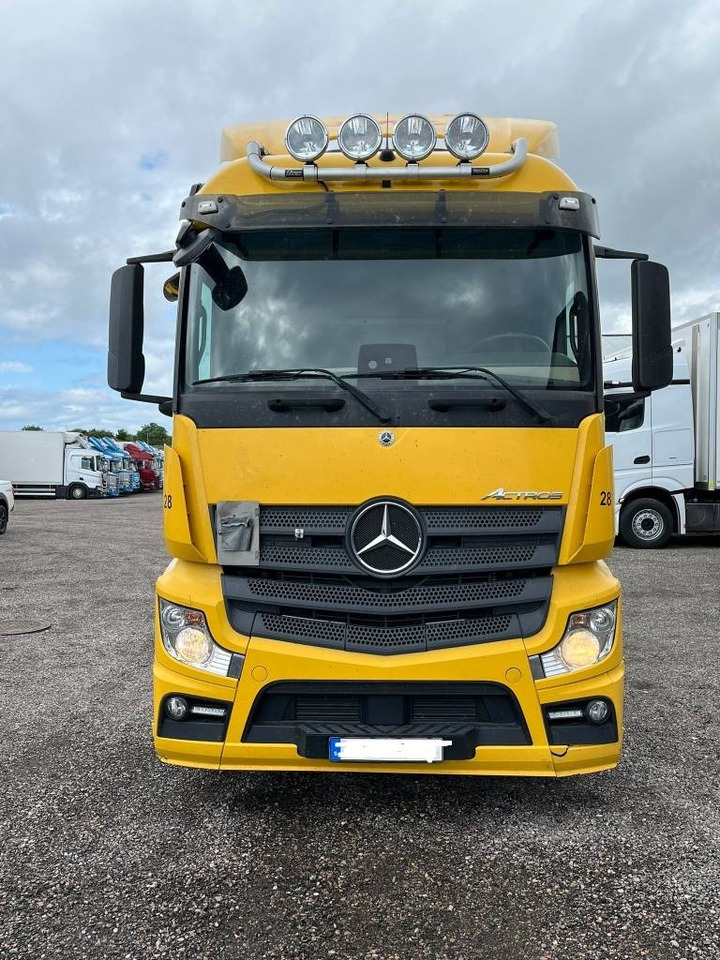 Mercedes-Benz 2548 SERIE NR 7342 - Kamion za prevoz kontejnera/ Kamion sa promenjivim sandukom: slika 3 Mercedes-Benz 2548 SERIE NR 7342 - Kamion za prevoz kontejnera/ Kamion sa promenjivim sandukom: slika 3