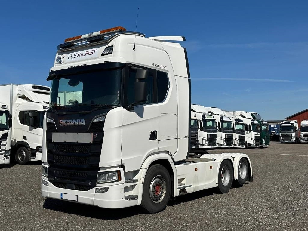 Scania S580A6X2NB NGS Highline 8881 - Tegljač: slika 1 Scania S580A6X2NB NGS Highline 8881 - Tegljač: slika 1