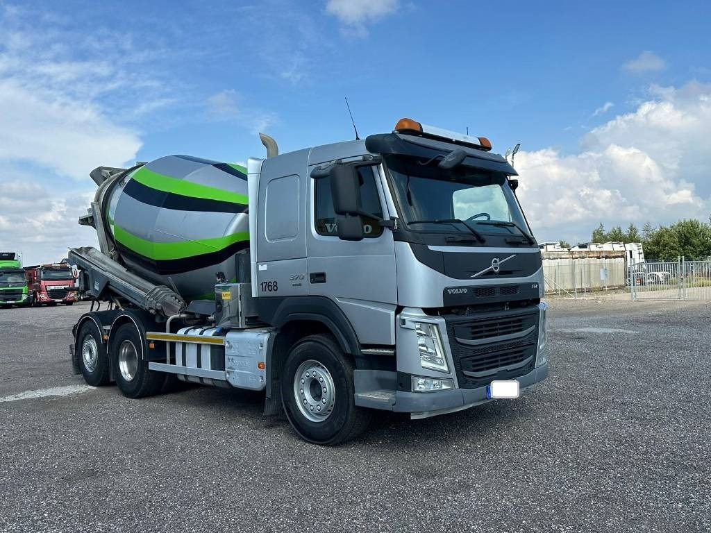 Volvo FM 6*2 370 serie 8607 - Mikser za beton: slika 2 Volvo FM 6*2 370 serie 8607 - Mikser za beton: slika 2