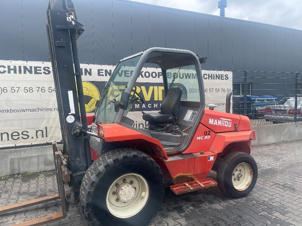 Manitou MC 30 - Terenski viljuškar: slika 1 Manitou MC 30 - Terenski viljuškar: slika 1