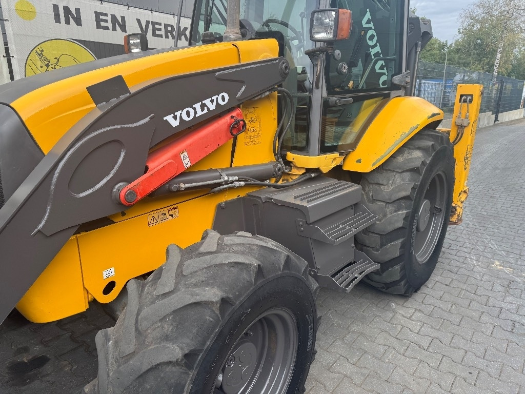 Volvo BL 71 - Bager utovarivač: slika 4 Volvo BL 71 - Bager utovarivač: slika 4