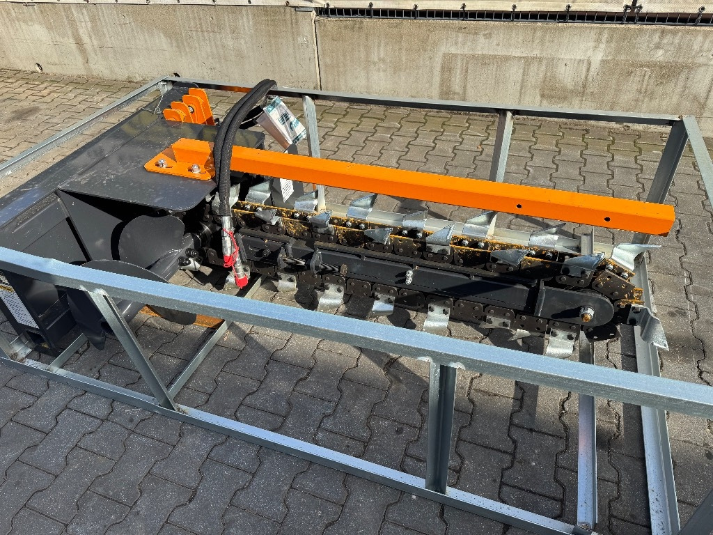 Wolverine TRC 12 -48 H - Rovokopač: slika 1 Wolverine TRC 12 -48 H - Rovokopač: slika 1