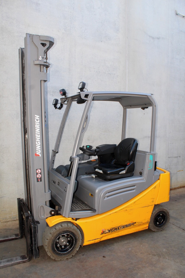 Jungheinrich EFG 318 600 DZ LI-ION - Električni viljuškar: slika 1 Jungheinrich EFG 318 600 DZ LI-ION - Električni viljuškar: slika 1