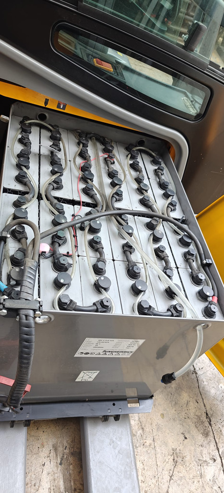 Električni viljuškar Jungheinrich EFG 318k 370 ZT: slika 9 Električni viljuškar Jungheinrich EFG 318k 370 ZT: slika 9