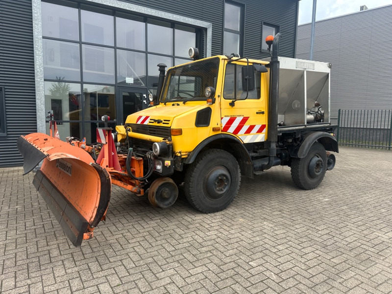 Unimog U1400 Rail - Vozilo za čišćenje snega: slika 4 Unimog U1400 Rail - Vozilo za čišćenje snega: slika 4