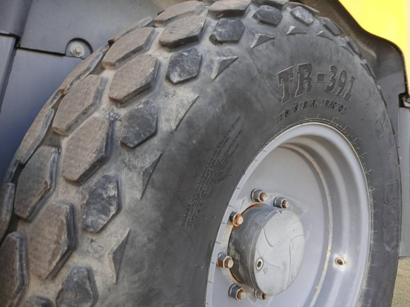 Valjak Dynapac CA1500 D, Vält: slika 13