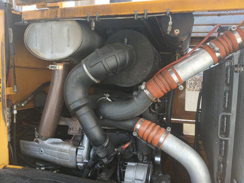 Utovarivač točkaš Ljungby L18, Hjullastare ''SÅLD'': slika 14