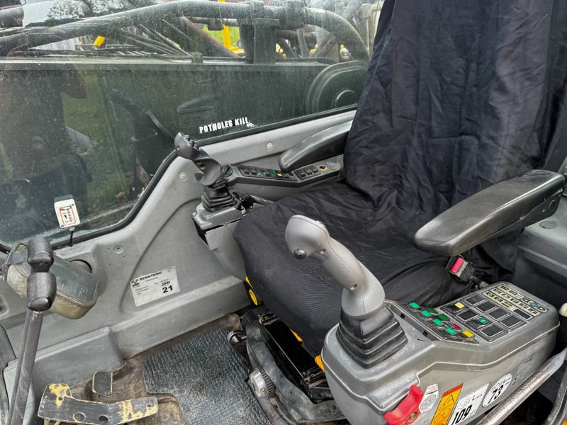 Bager guseničar Volvo EC460 BLC, Bandgrävare: slika 7
