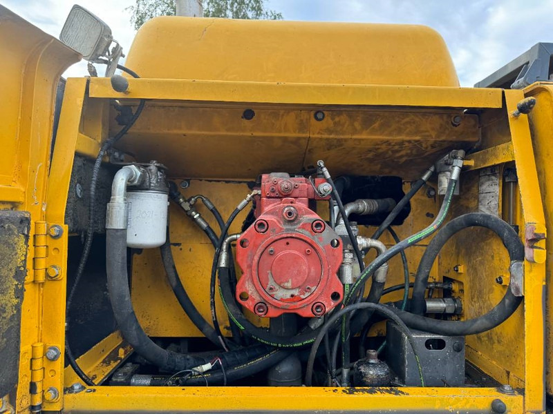 Bager guseničar Volvo EC460 BLC, Bandgrävare: slika 14