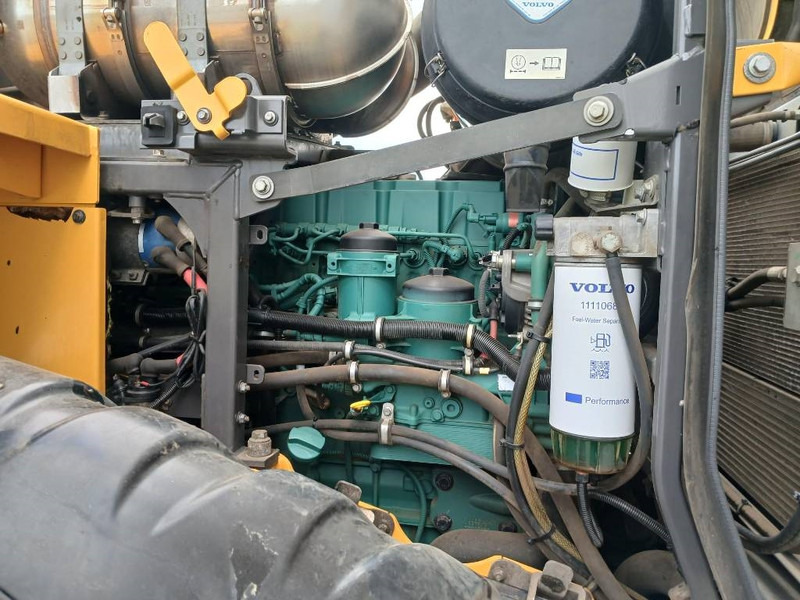 Utovarivač točkaš Volvo L120 H, Hjullastare: slika 14