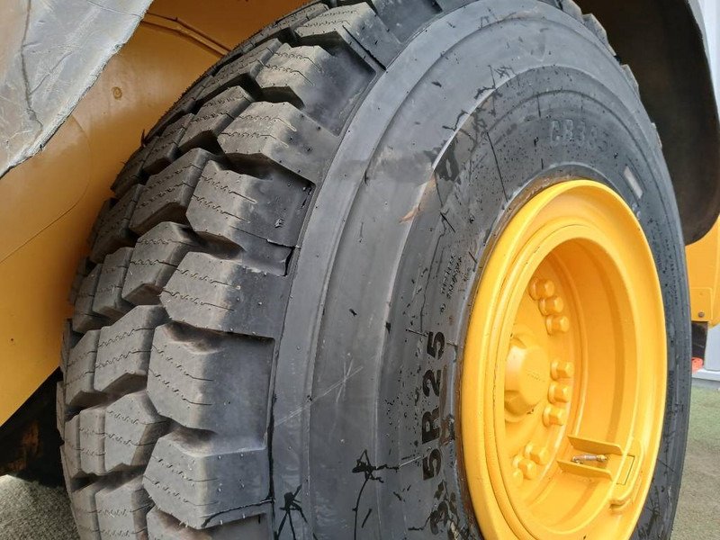 Utovarivač točkaš Volvo L120 H, Hjullastare: slika 13