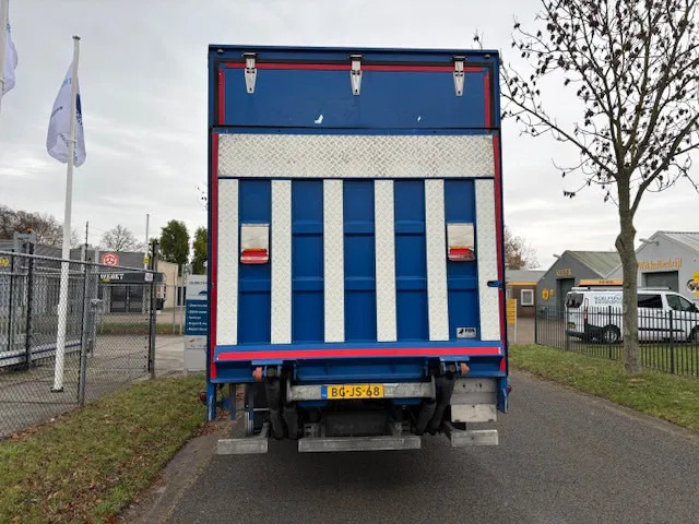 Scania P94-220 Chassis curtainslider DB 4X2 NA 65115 Low Milage - Kamion sa golom šasijom i zatvorenom kabinom: slika 5 Scania P94-220 Chassis curtainslider DB 4X2 NA 65115 Low Milage - Kamion sa golom šasijom i zatvorenom kabinom: slika 5