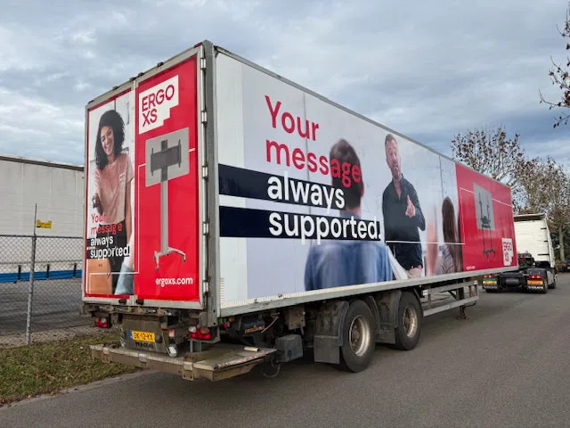 Tracon TRAILERS 2-axle closed box Tridec steering taillift 2 ton - Poluprikolica sa zatvorenim sandukom: slika 4 Tracon TRAILERS 2-axle closed box Tridec steering taillift 2 ton - Poluprikolica sa zatvorenim sandukom: slika 4