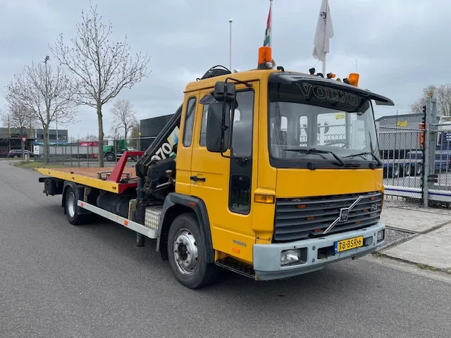 Volvo FL 611 Bergingstruck Recoverytruck Hiab kraan 070 Laadbak afschuifbaar lepel transport tweede auto - Kamion za prevoz automobila, Kamion sa dizalicom: slika 3 Volvo FL 611 Bergingstruck Recoverytruck Hiab kraan 070 Laadbak afschuifbaar lepel transport tweede auto - Kamion za prevoz automobila, Kamion sa dizalicom: slika 3