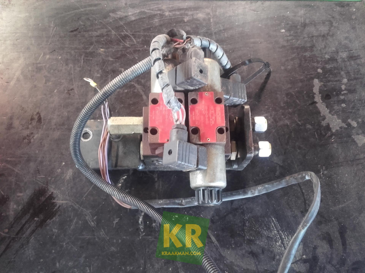 1100 Controller John Deere - Sistem za navigaciju za Traktor: slika 4 1100 Controller John Deere - Sistem za navigaciju za Traktor: slika 4