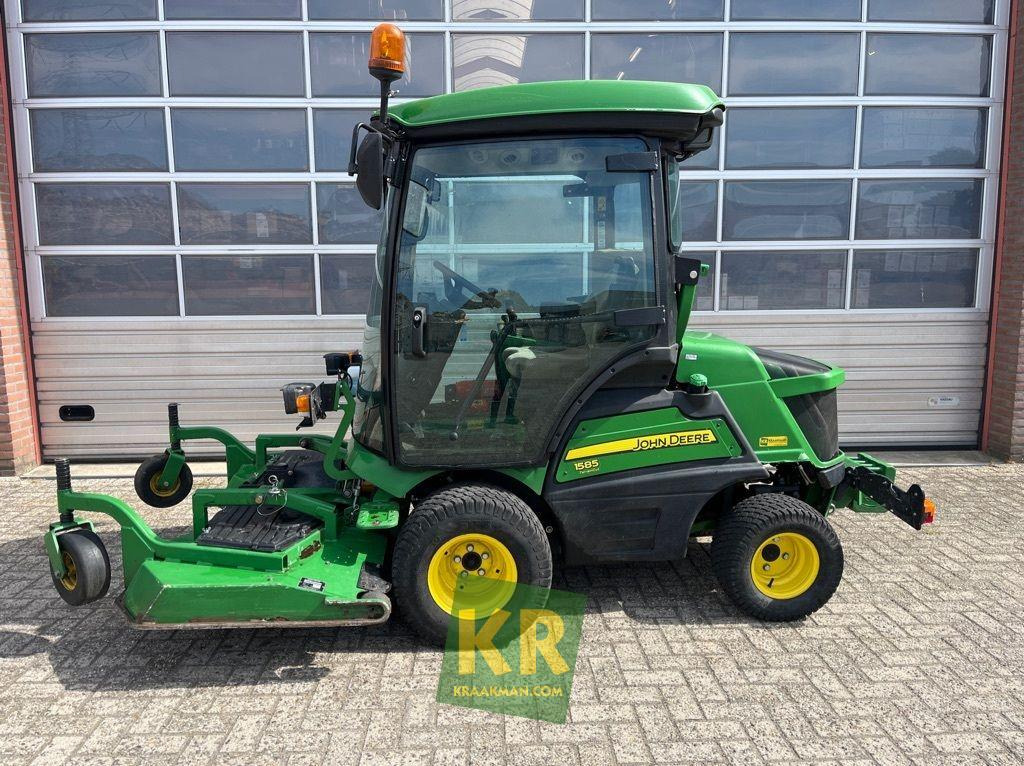 1585 John Deere - Baštenska kosačica: slika 1 1585 John Deere - Baštenska kosačica: slika 1