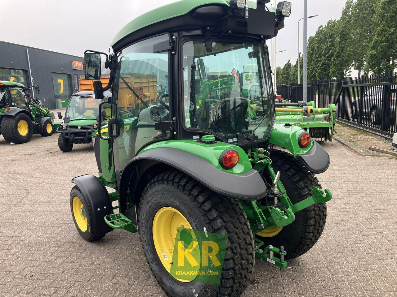 3039R John Deere - Mali traktor: slika 4 3039R John Deere - Mali traktor: slika 4