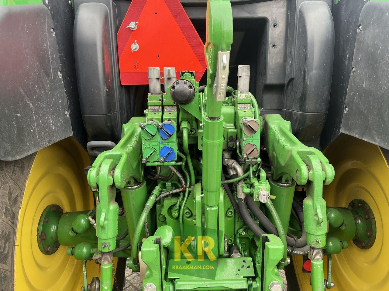 6115R John Deere - Traktor: slika 1 6115R John Deere - Traktor: slika 1