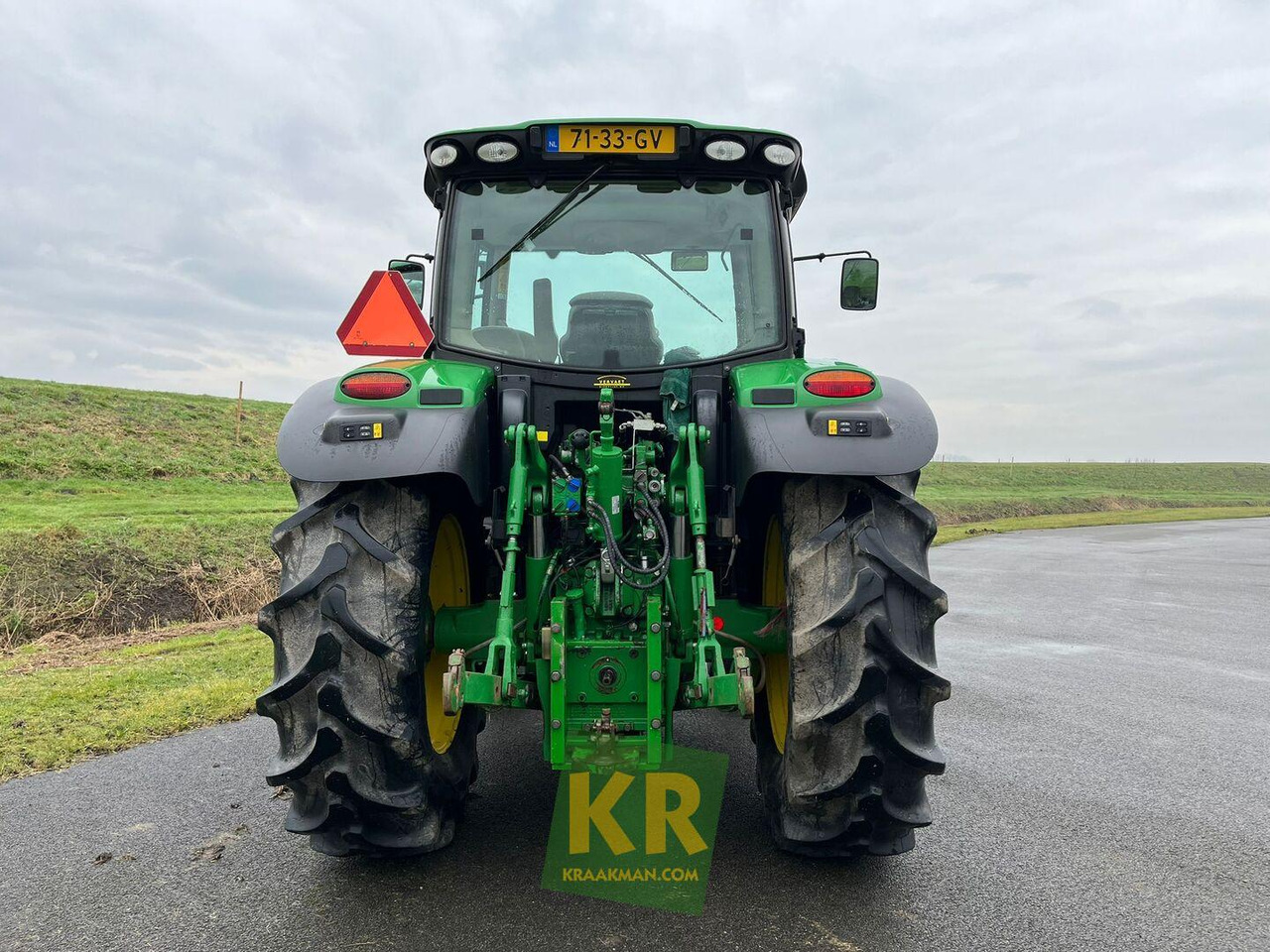6140R John Deere - Traktor: slika 4 6140R John Deere - Traktor: slika 4