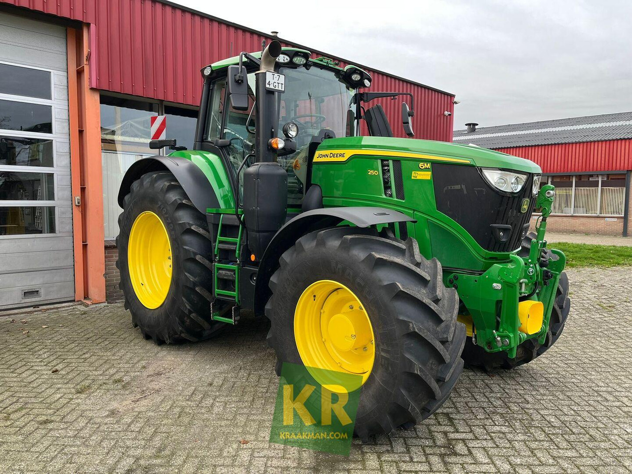 6M 250 John Deere - Traktor: slika 1 6M 250 John Deere - Traktor: slika 1