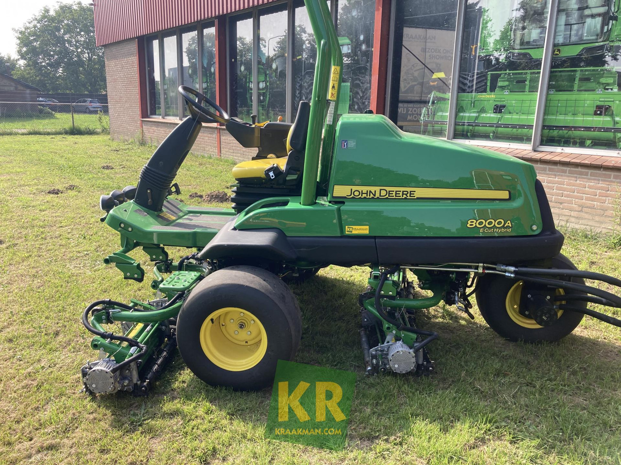 8000A E-CUT John Deere - Baštenska kosačica: slika 2 8000A E-CUT John Deere - Baštenska kosačica: slika 2