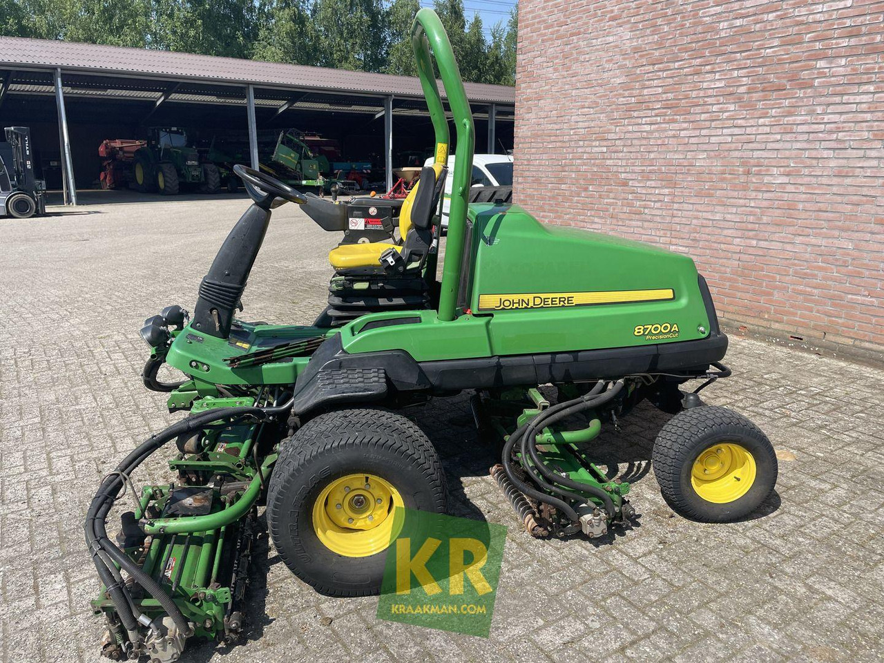 8700A John Deere - Baštenska kosačica: slika 3 8700A John Deere - Baštenska kosačica: slika 3